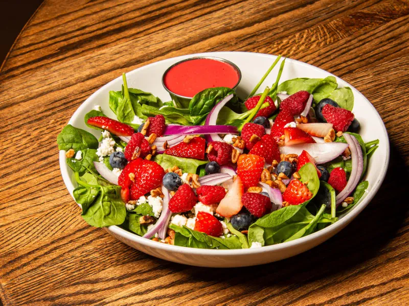 Fresh strawberry and spinach salad